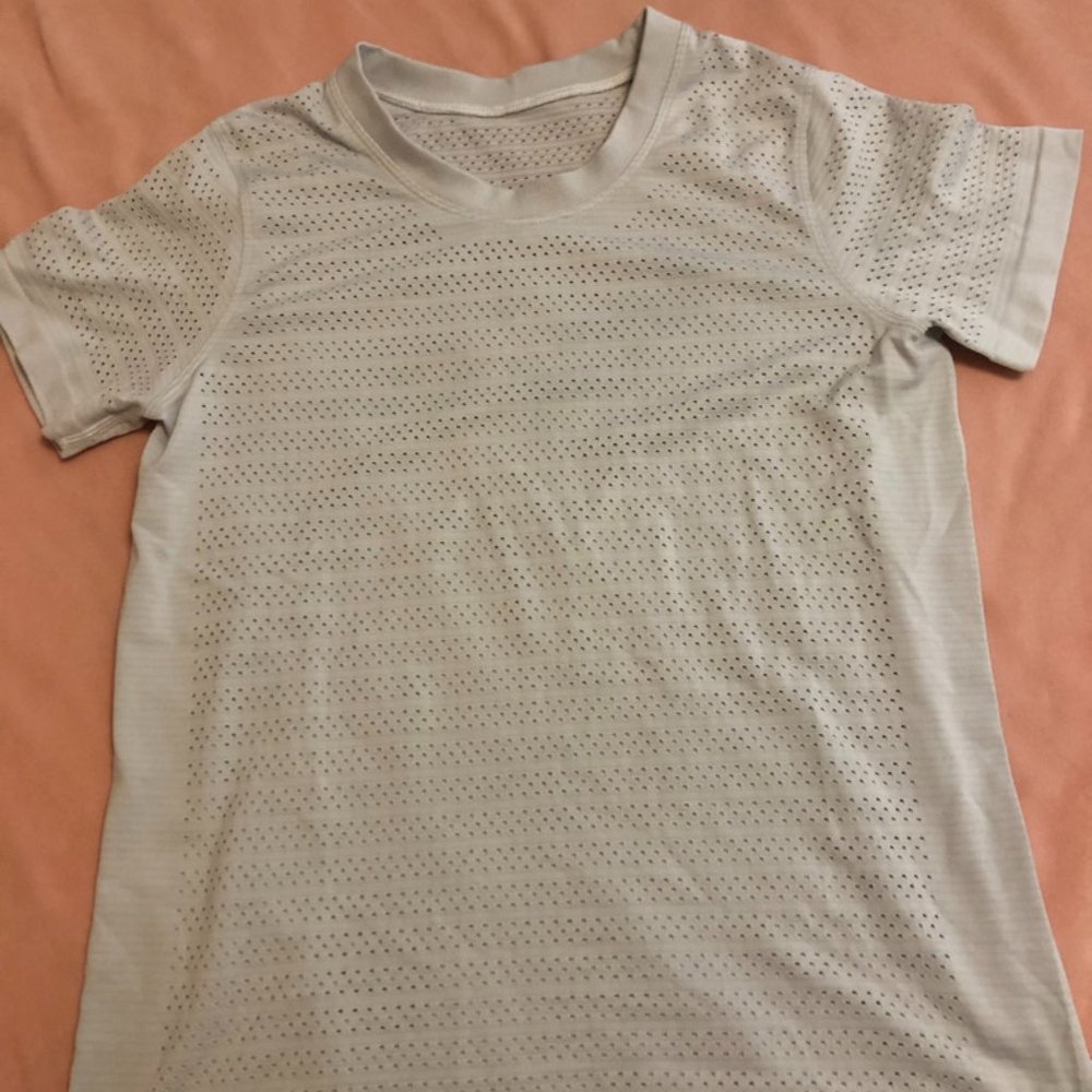 Lululemon Breath Mesh Top
